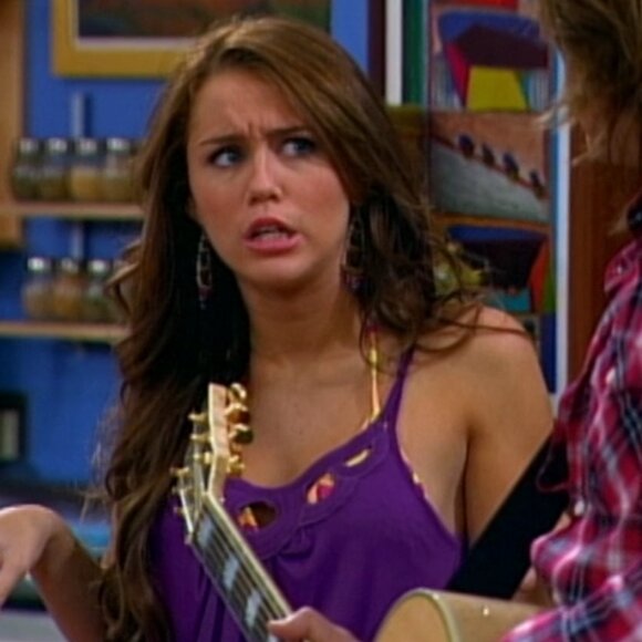 Ella Moss Zahara Camisole Tank in Lotus ASO Miley Stewart - Picture 9 of 10